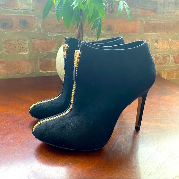 Zara High Heel Booties Black Suede Gold Zipper Front Women's Size 38 (US 7.5) - Picture 1 of 9
